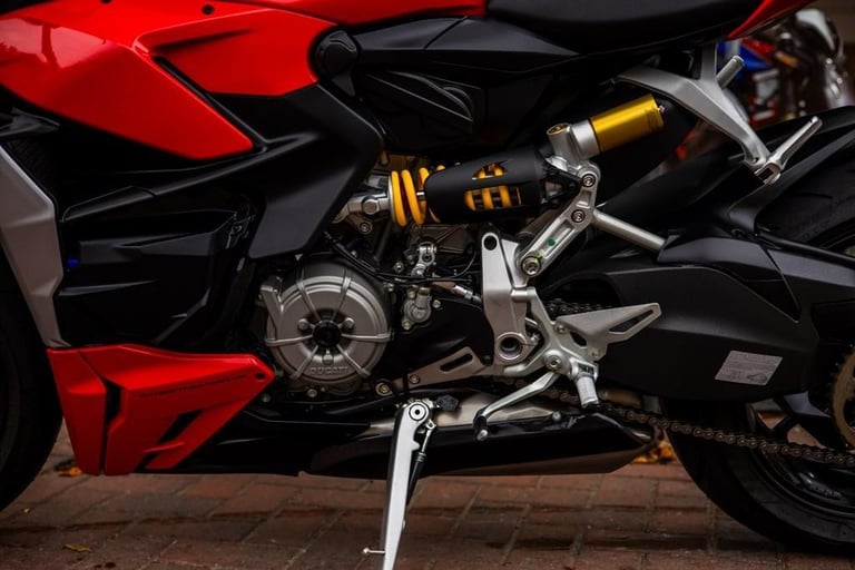 Ducati Streetfighter V2 ! ULTRA LOW MILES ! STUNNING