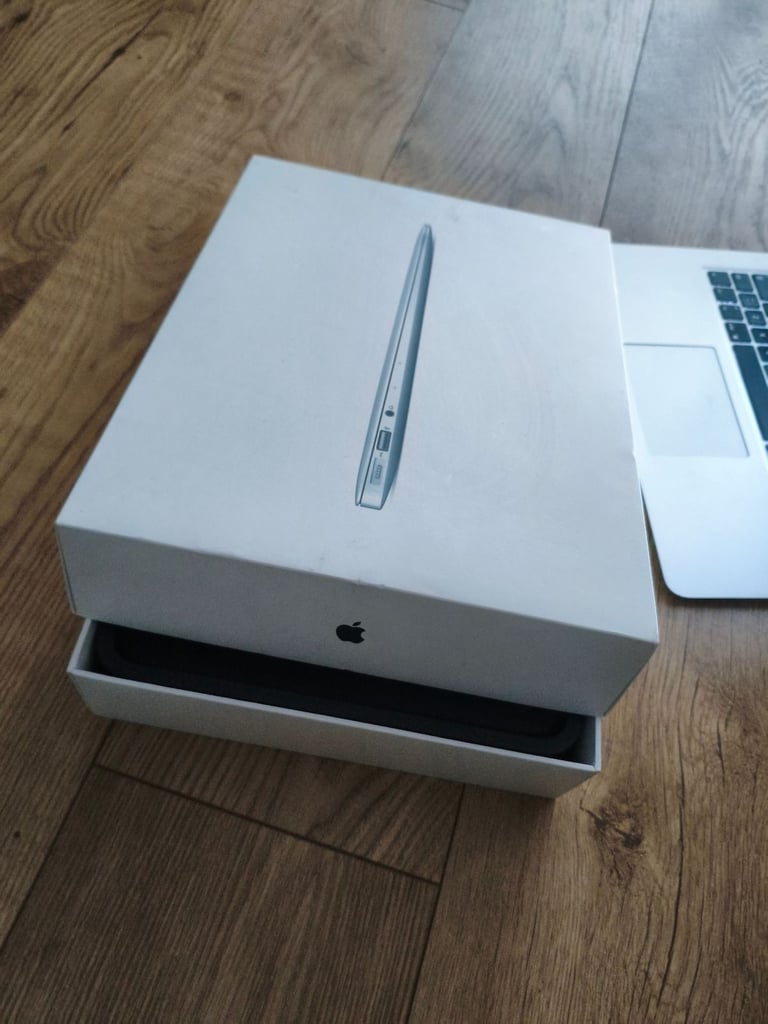 2017 MacBook Air 13"