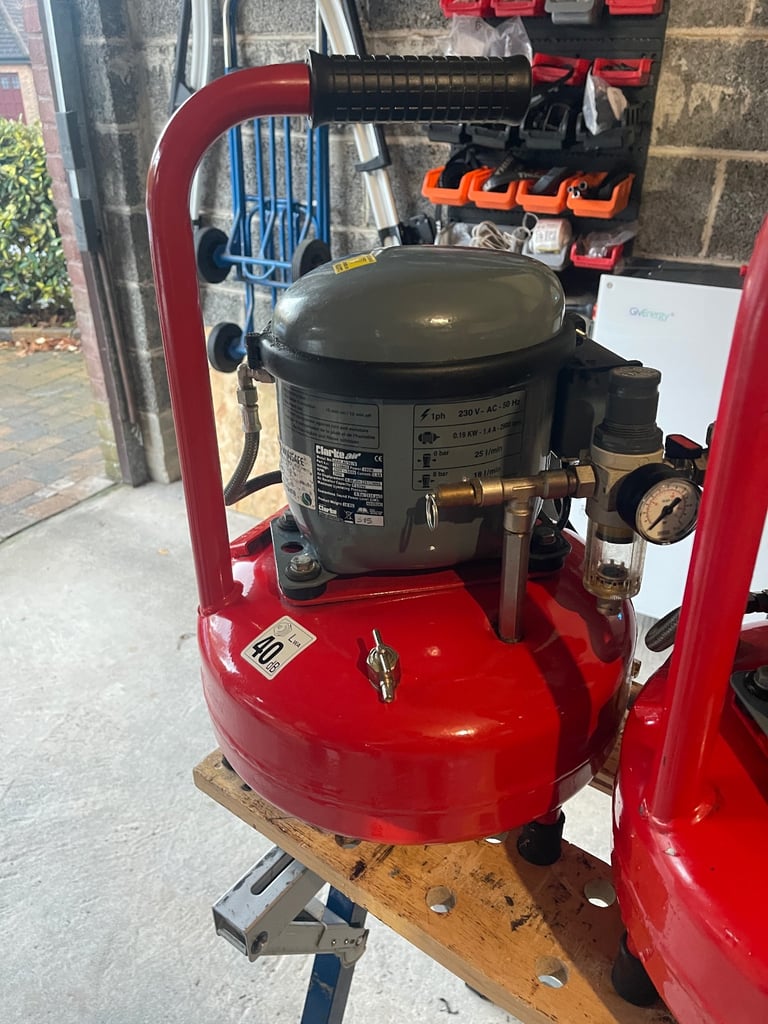 AIR COMPRESSOR - Silent