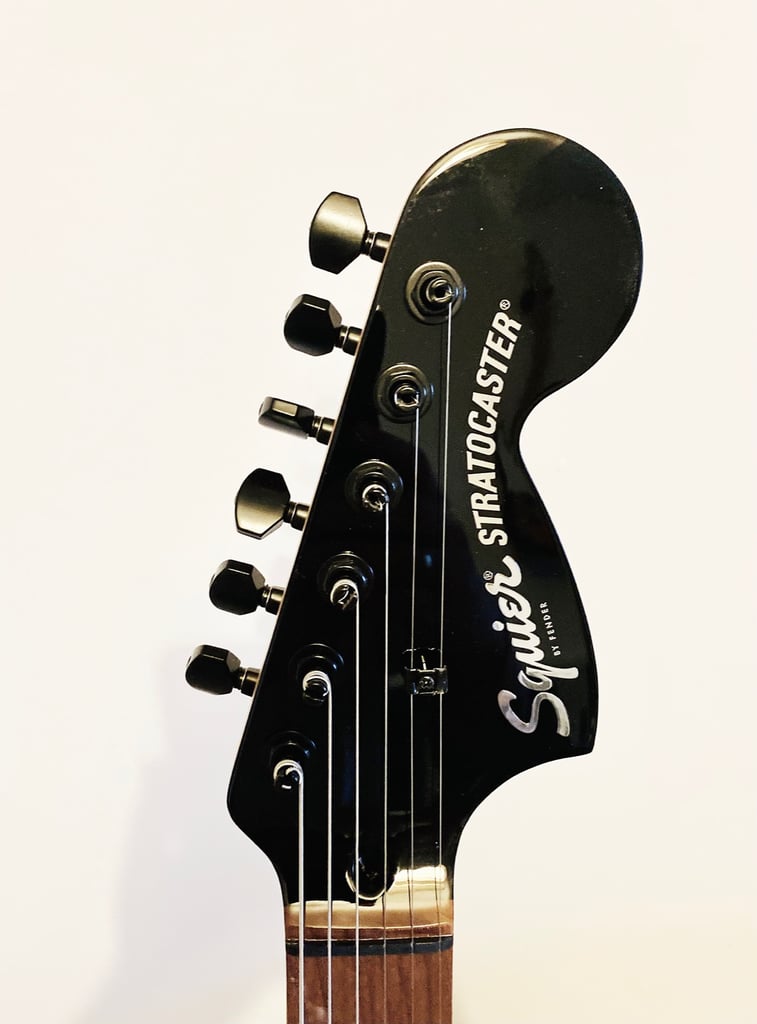  NEW Fender Squier Contemporary Stratocaster strat special in Metallic sky blue