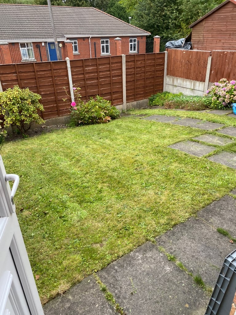 Two bed Semi Quiet Cul de Sac Close to Ashburys Train Station Off Textile Street Manchester 12 