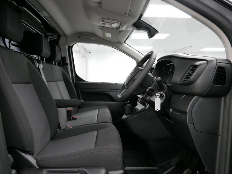 73 VAUXHALL VIVARO 2900 1.5 D 100 BHP L1 PRIME EDITION ( DELIVERY MILES ! )