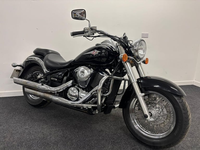 KAWASAKI VN900 CLASSIC **LOW MILEGAE - USB CHARGING - FOOT BOARDS **