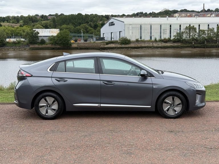 2020 70 HYUNDAI IONIQ 1.6 H-GDI PREMIUM HATCHBACK 5DR PETROL HYBRID DCT EURO 6 (