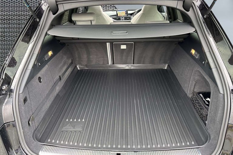  Audi RS6 4.0T FSI Quattro RS 6 5dr Tip Auto Estate Petrol Automatic