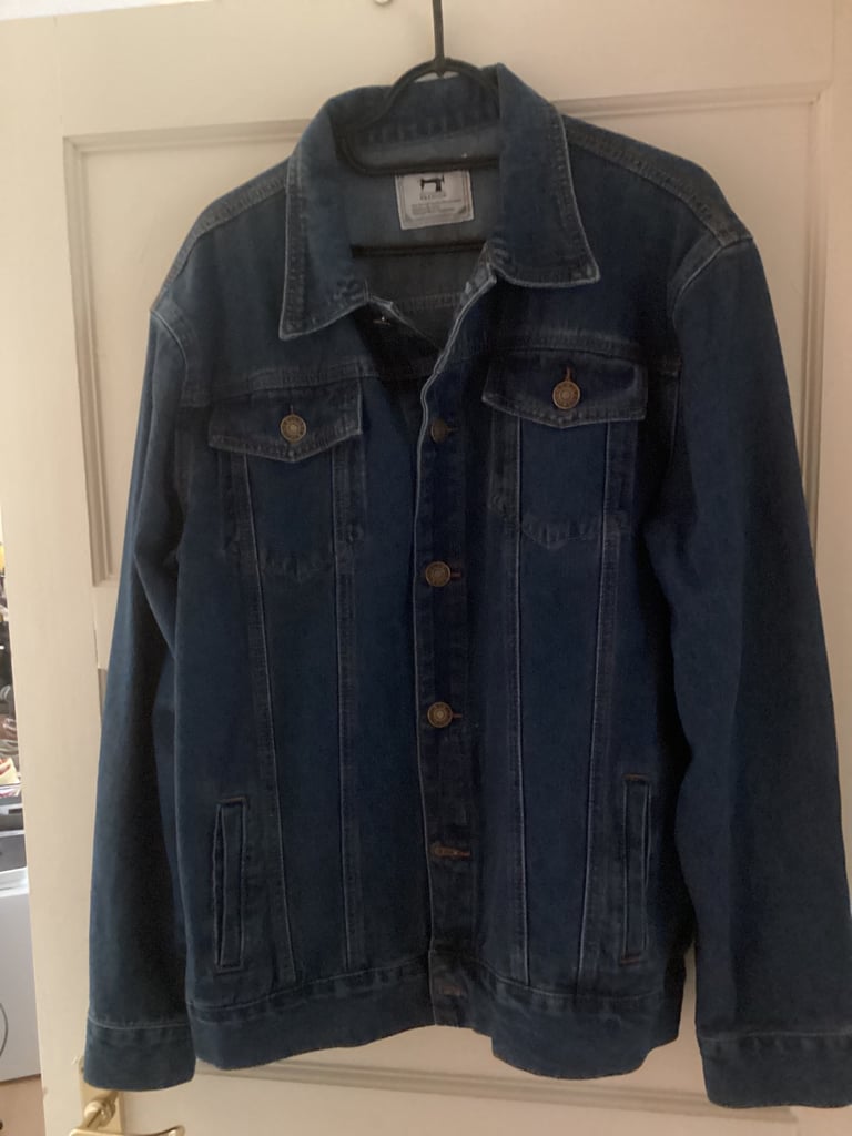 DENIM JACKET
