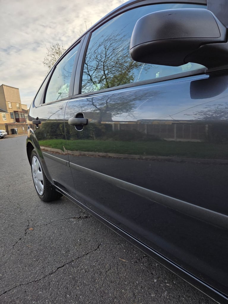 Ford, FOCUS, Hatchback, 2006, Manual, 1596 (cc), 5 doors