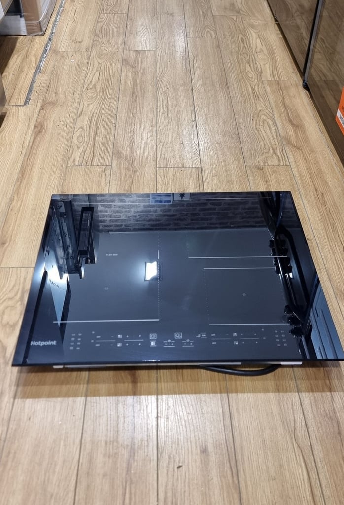 image for Ex display Hotpoint Electric induction hob 59CM 