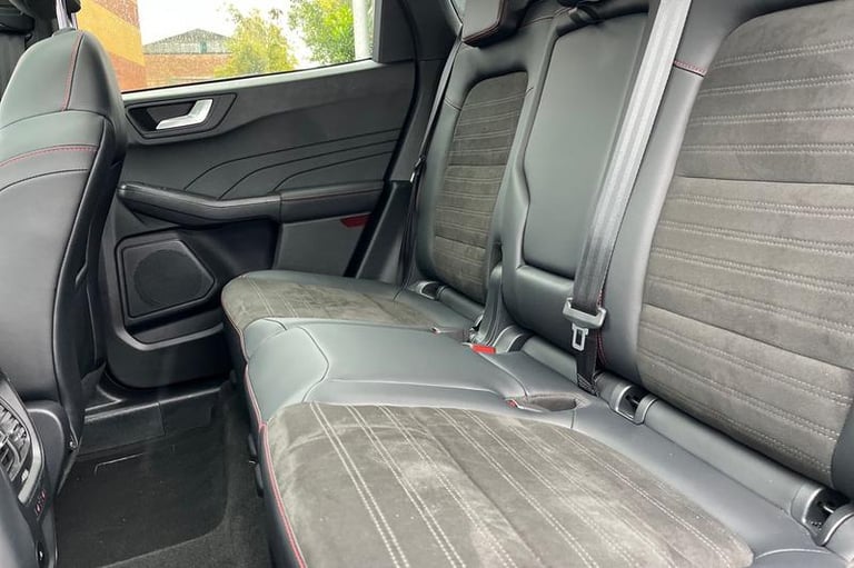 2023 Ford Kuga 2.5 FHEV Graphite Tech Edition 5dr CVT HATCHBACK PETROL/ELECTRIC Automatic