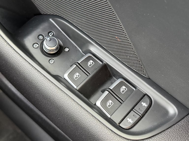 2017 Audi S3 2.0 TFSI Sportback S Tronic quattro Euro 6 (s/s) 5dr HATCHBACK Petrol Automatic