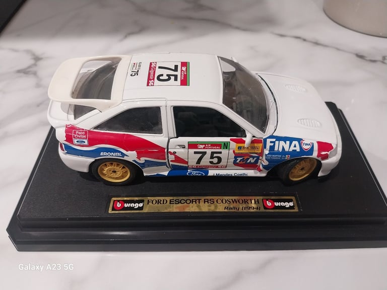 Burago Ford Escort RS Cosworth 1/24 Scale Model Car 1994 Rally