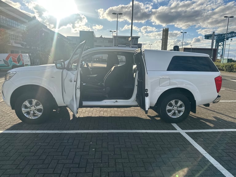 Nissan navara acenta king car 66reg drive great 
