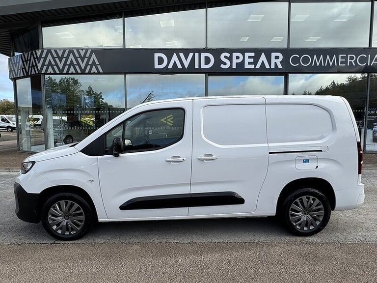 2024 Citroen Berlingo HDi 100ps 950 Driver XL LWB Euro 6 with Air Con, Rev Cam, Sat Nav, Cruise &...