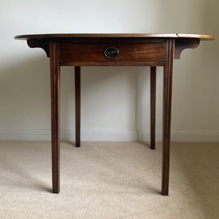 Georgian Oval Pembroke Table