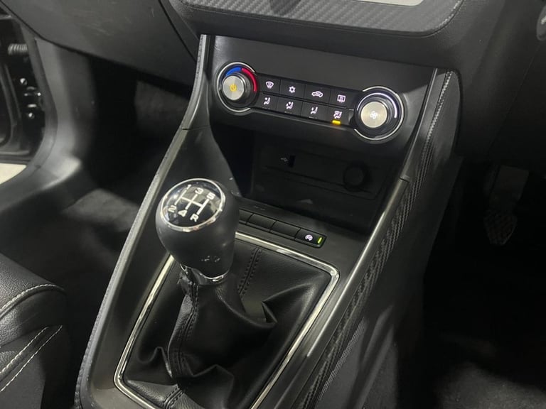 2018 MG MG ZS 1.5 VTi-TECH Exclusive SUV 5dr Petrol Manual Euro 6 (s/s) (106 ps) HATCHBACK Petrol...