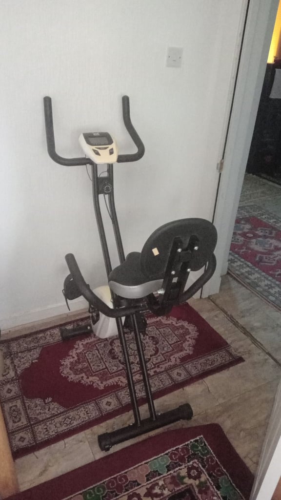 Exercise bike 