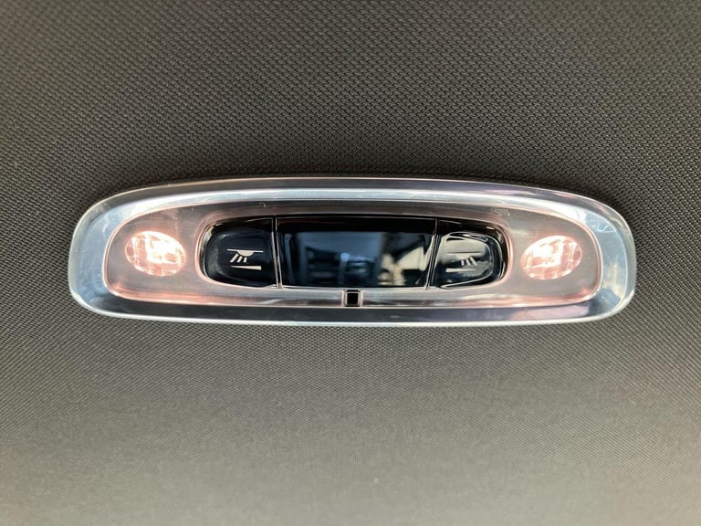2020 Volvo XC60 B4 R-DESIGN AWD ESTATE Diesel/Electric Hybrid Automatic