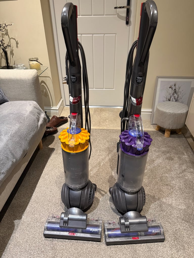 Dyson DC40 x2 “Spares only”