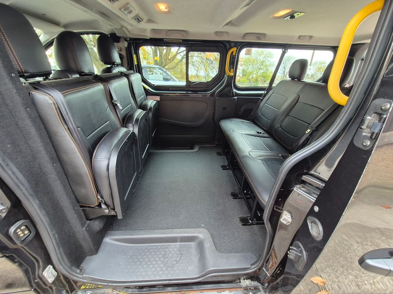 TAXI, Vauxhall, VIVARO, MPV, 2018, Manual, 1598 (cc), 5 doors