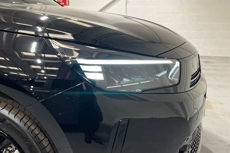 2025 Vauxhall Corsa 50kWh Yes Hatchback 5dr Electric Auto (136 ps) Hatchback Electric Automatic