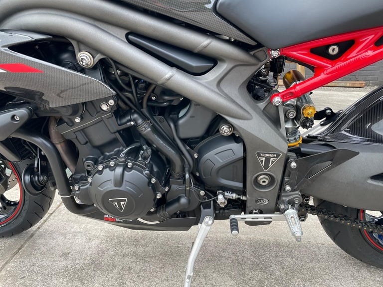 Triumph Speed Triple 1050 RS 2018 in Black
