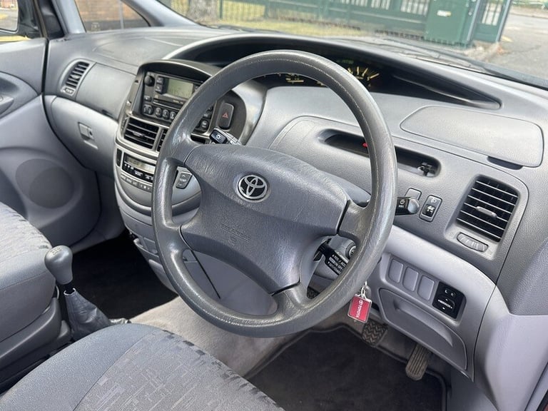 2002 Toyota Previa D-4D GLS MPV Diesel Manual