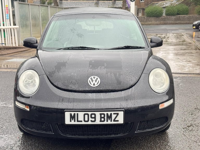 image for 2009 Volkswagen Beetle 1.4 16V Luna Cabriolet Euro 4 2dr CONVERTIBLE Petrol Manual