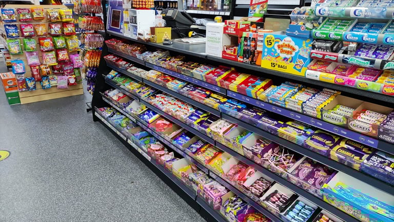 Groceries and off licence 