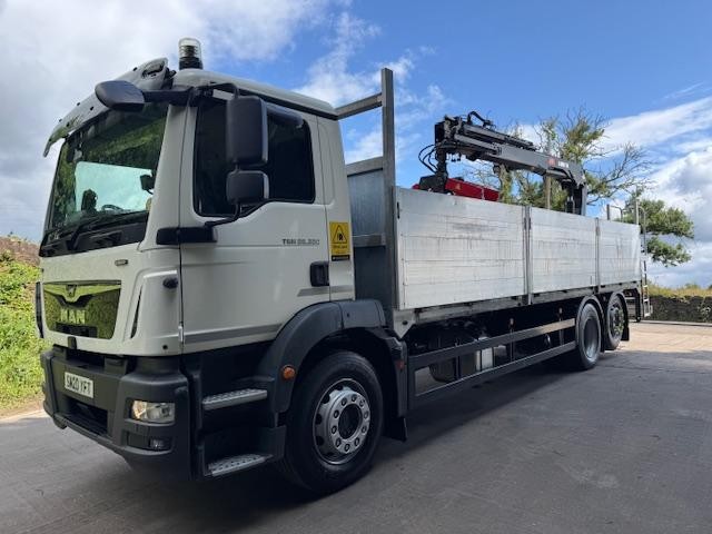 2020 MAN TGM 26.320 E6 6x2 drop side remote Hiab X-HIDUO 158 crane & block grab 