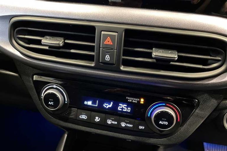 2025 Hyundai i10 1.2 Premium Hatchback 5dr Petrol Auto Euro 6 (s/s) (79 ps) Hatchback Petrol Auto...