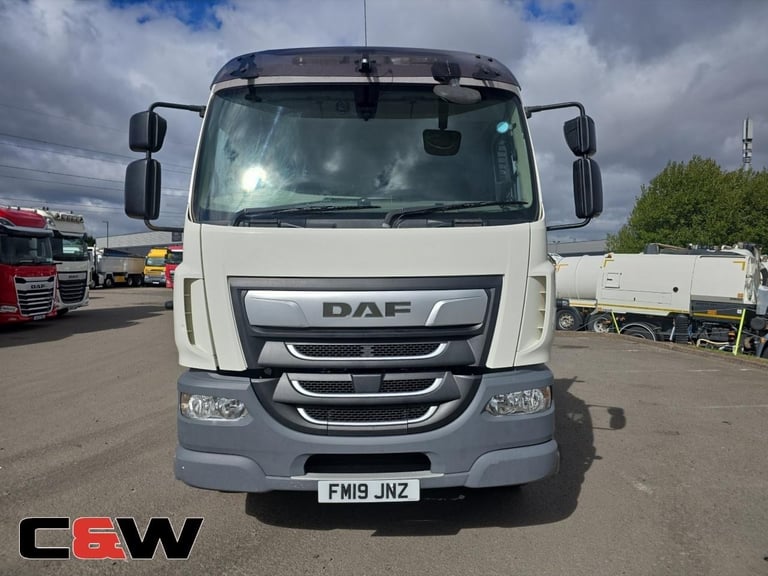 2019(19) FA LF 230 4x2 DROPSIDE REAR MOUNTED CRANE