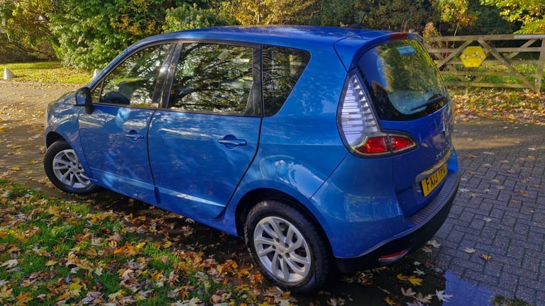 2013 Renault Scenic 1.5 dCi Dynamique TomTom 5dr MPV Diesel Manual