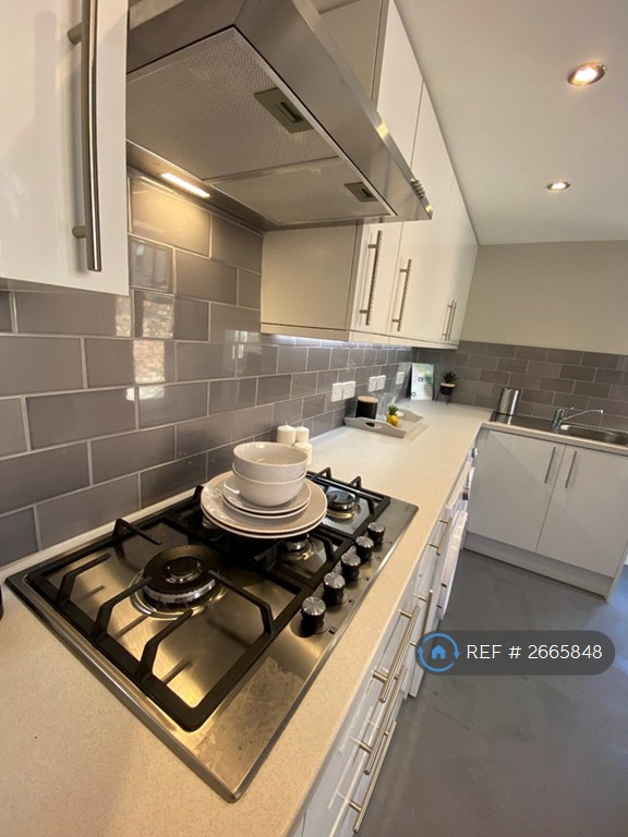 5 bedroom house in Kenmare Road, Liverpool, L15 (5 bed) (#2665848)