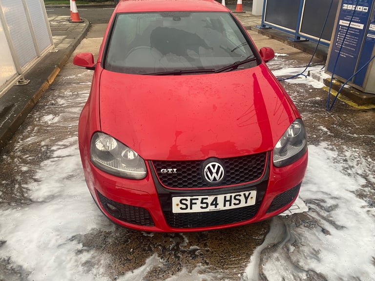 Volkswagen golf gti 2.0 tfsi 200 full year mot 