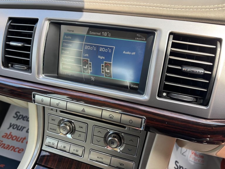 JAGUAR XF 3.0 d S V6 Portfolio 2009