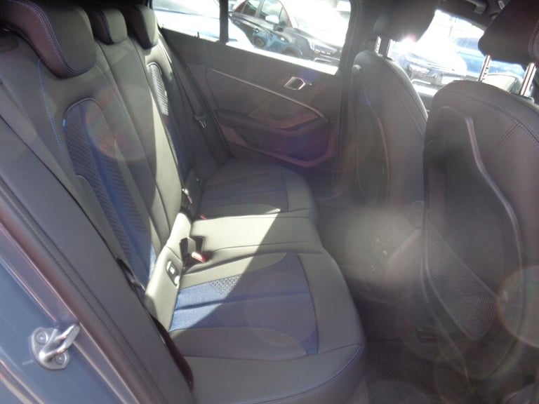 2022 BMW 1 Series 1.5 118i M Sport (LCP) Hatchback 5dr Petrol DCT Euro 6 (s/s) (136 ps) Hatchback...