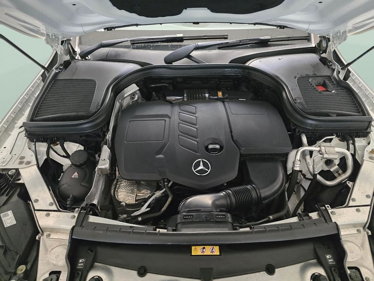 2019 Mercedes-Benz GLC 2.0 GLC220d AMG Line (Premium) SUV 5dr Diesel G-Tronic+ 4MATIC Euro 6 (s/s...