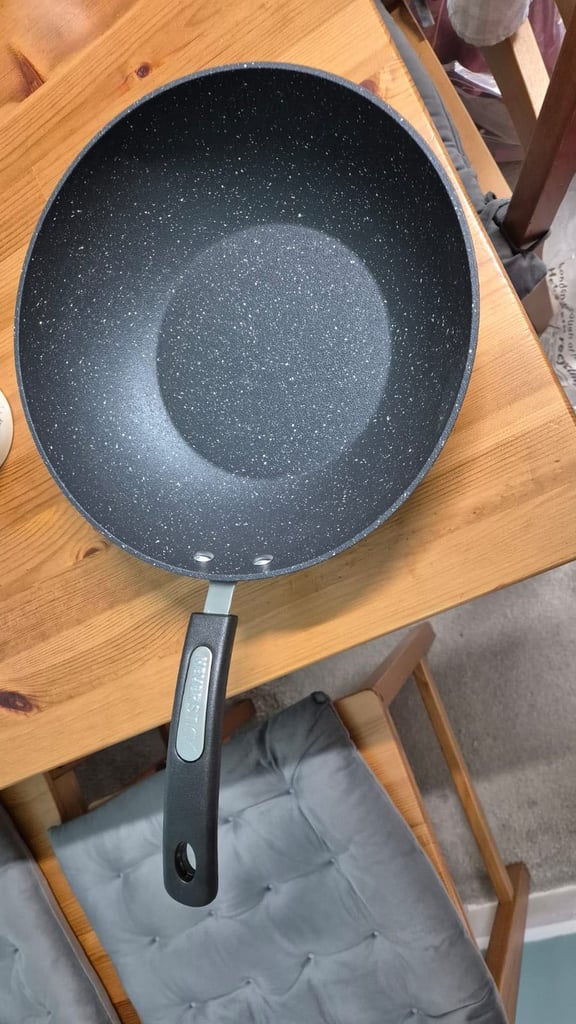 Kitchen Cooking Pan  Used For Cookware  28CM