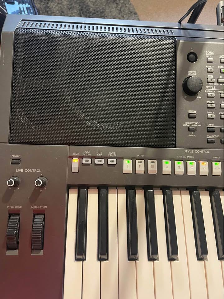 image for Yamaha PSR S970 Professional arranger keyboard + Yamaha expansions downloaded!