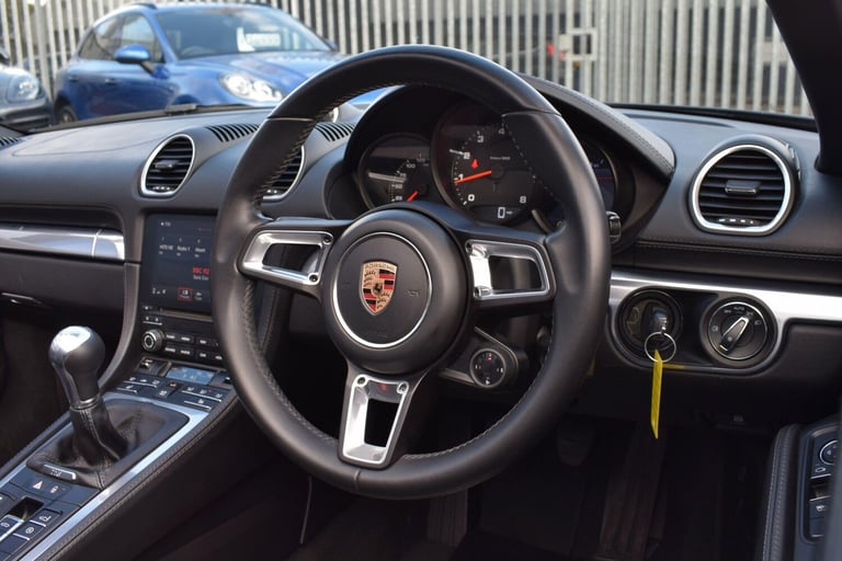 2016 Porsche 718 Boxster 2.0T Euro 6 (s/s) 2dr CONVERTIBLE Petrol Manual