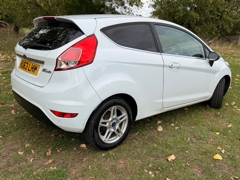 2014 FORD FOCUS ZETEC 1.0 - £20 ANNUAL ROAD TAX