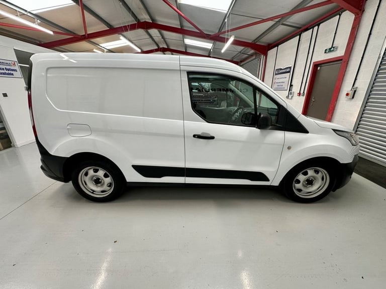 2019 68 FORD TRANSIT CONNECT 1.5 200 ECOBLUE PANEL VAN 5DR DIESEL L1 EURO 6 * 17