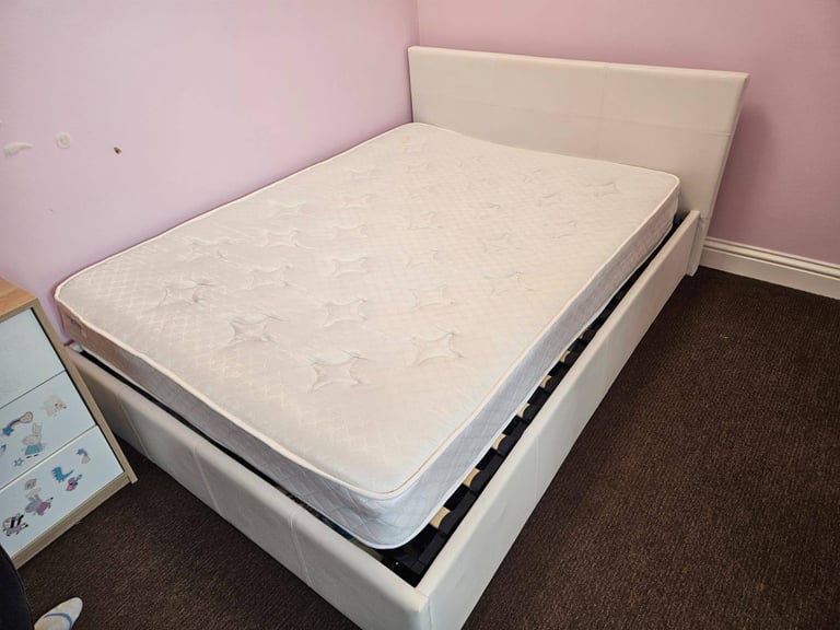 Double bed storage gas lift with mattress 
