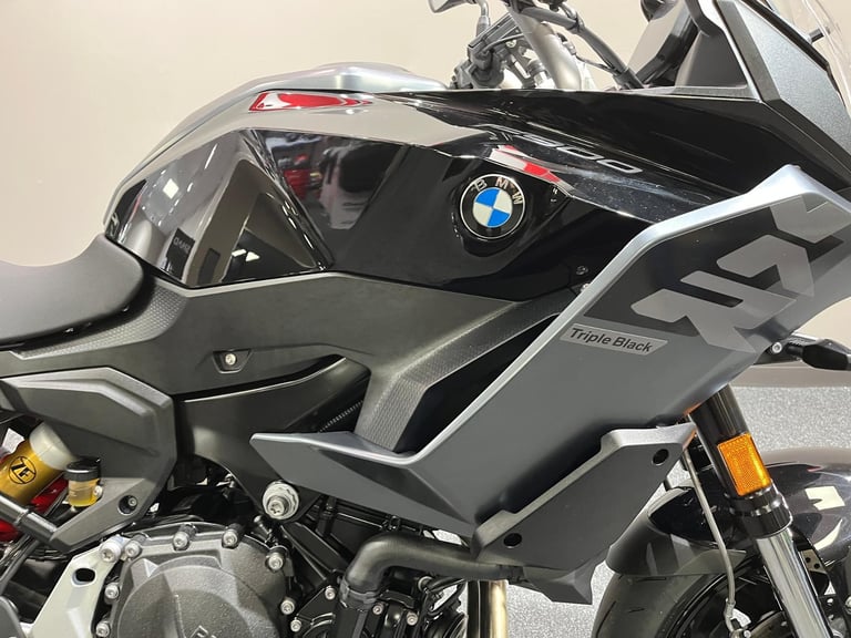 BMW F 900 XR, 2025