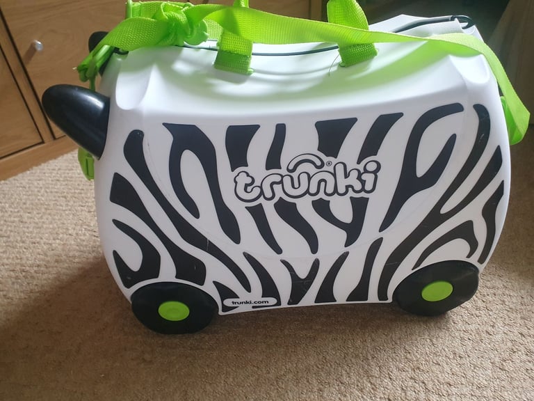 Zimba the Zebra Trunki kids ride on suitcase with key & strap