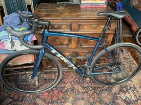 Trek Domane AL 2 Disc Sportive Road Bike (58cm - Mulsanne Blue)
