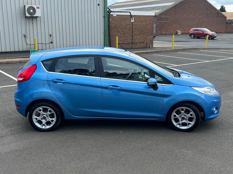 2012 Ford Fiesta 1.4 Zetec 5dr HATCHBACK Petrol Manual