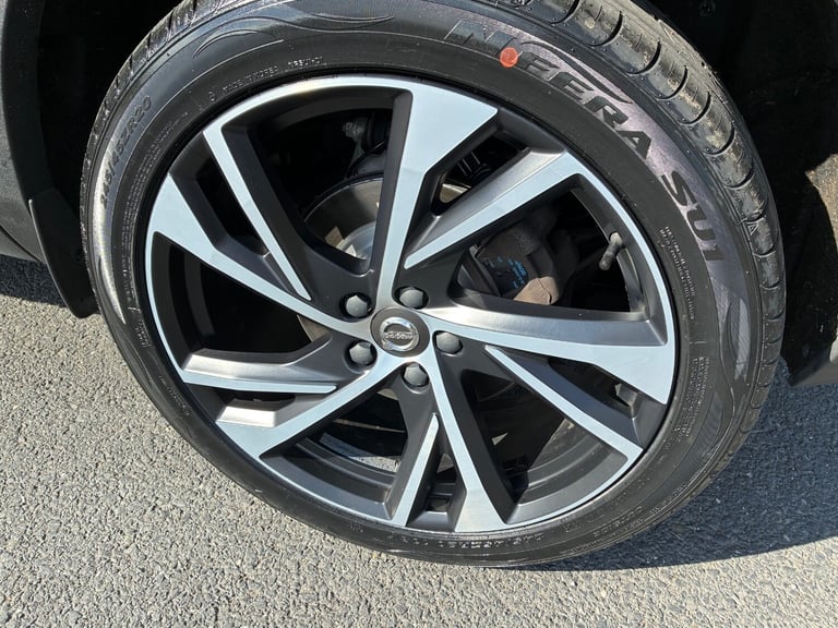 2020 Volvo XC40 2.0 D4 [190] R DESIGN Pro 5dr AWD Geartronic ESTATE Diesel Automatic