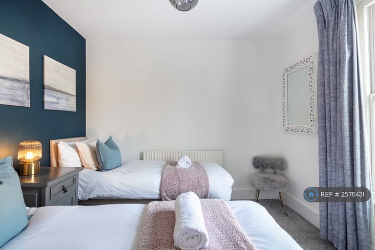 2 bedroom house in Clewer Fields, Windsor, SL4 (2 bed) (#2576431)