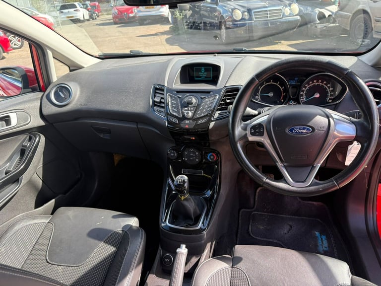 2014 Ford Fiesta 1.0 EcoBoost Zetec 5dr HATCHBACK Petrol Manual